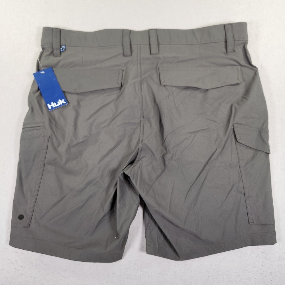 Huk Men's Performance Fishing Cargo Shorts Gray 38W NWT - Picture 6 of 8